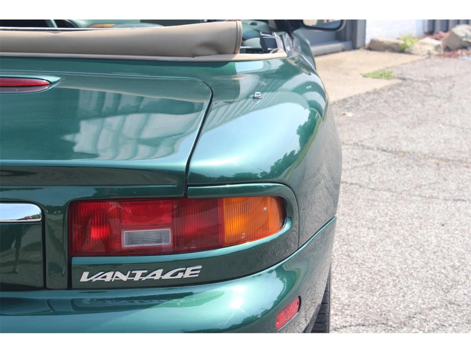 2001 Aston Martin DB7 Vantage - Image 7 of 31