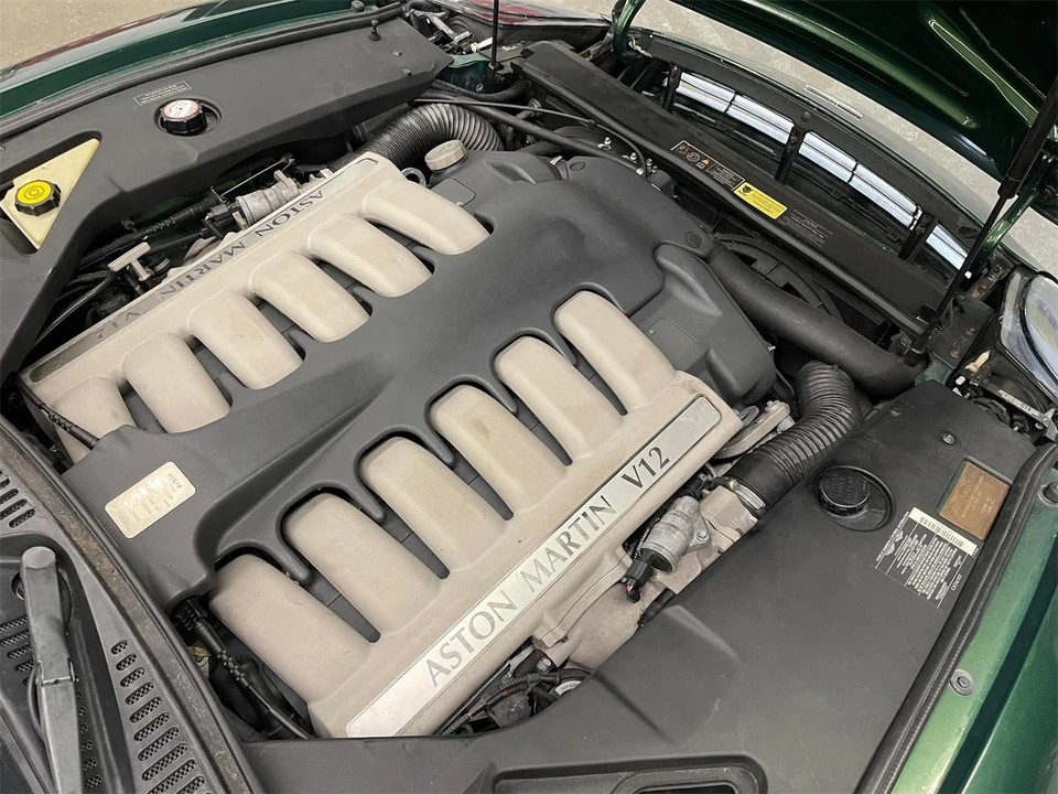 2001 Aston Martin DB7 Vantage - Image 22 of 31