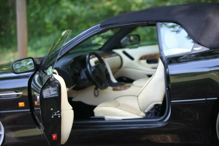 2001 Aston Martin DB7 Vantage - Image 8 of 8