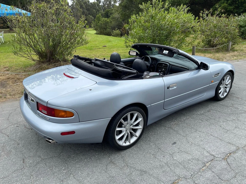 2001 Aston Martin DB7 Vantage - Image 17 of 31