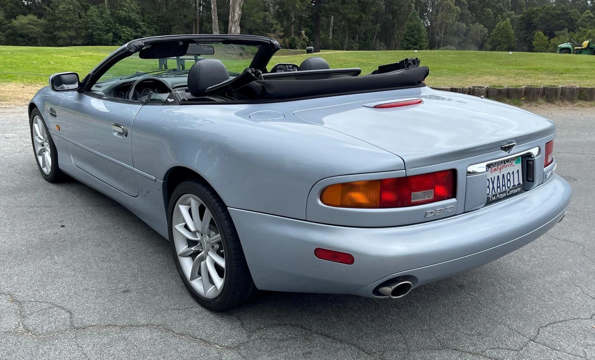 2001 Aston Martin DB7 Vantage - Image 14 of 31