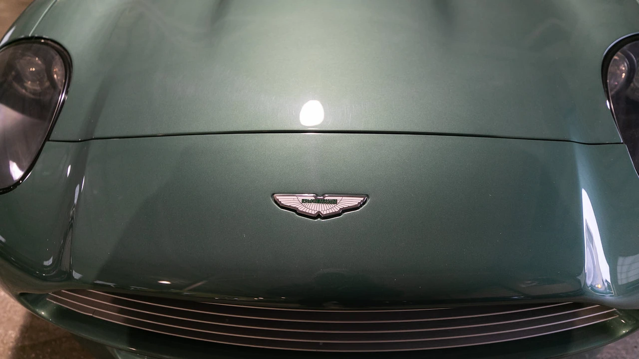 2001 Aston Martin DB7 Vantage - Image 12 of 13