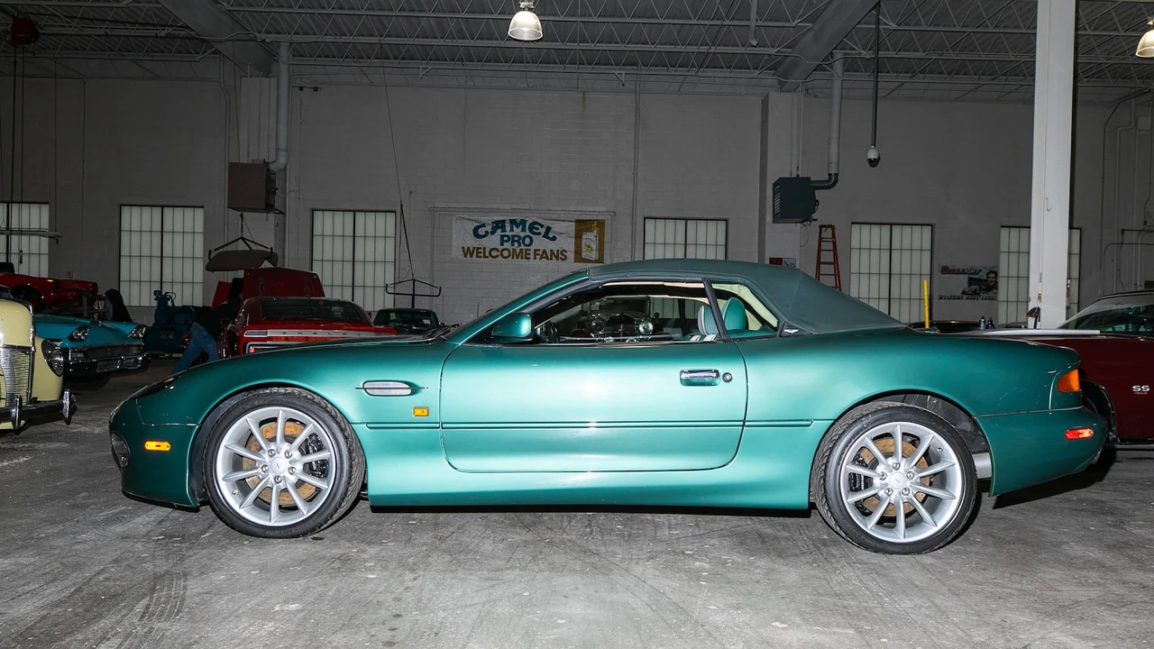 2001 Aston Martin DB7 Vantage - Image 2 of 13