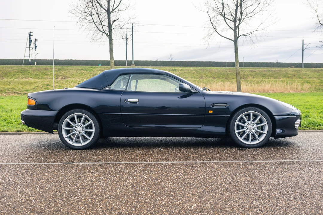 2001 Aston Martin DB7 Vantage - Image 8 of 31