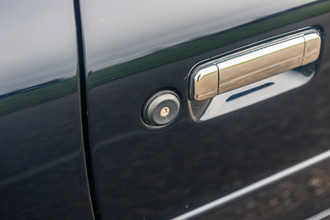 2001 Aston Martin DB7 Vantage - Image 27 of 31