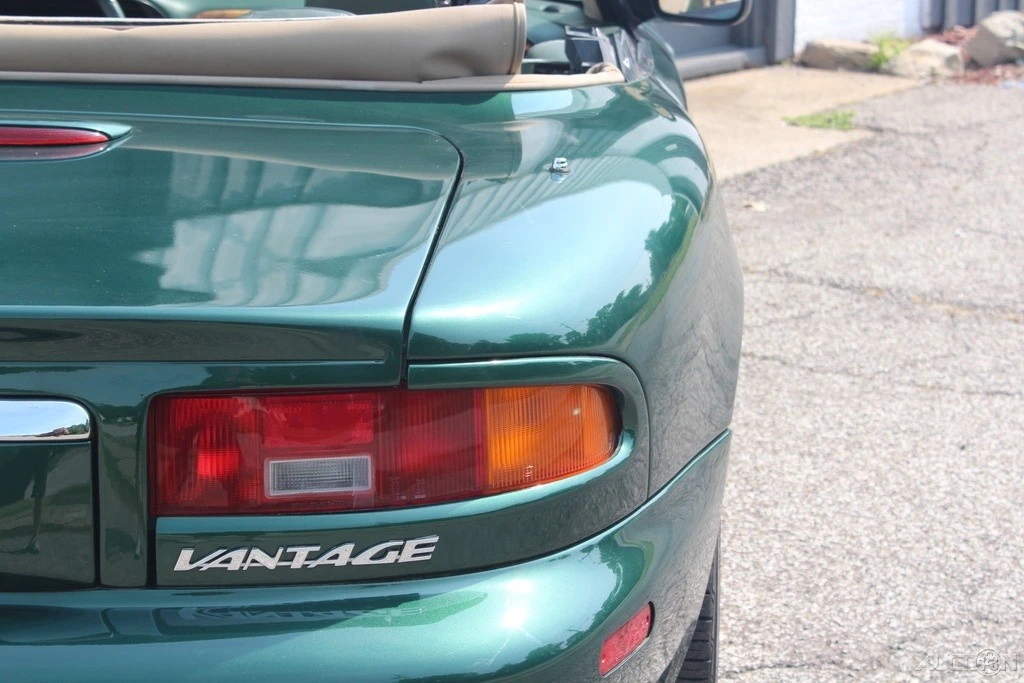 2001 Aston Martin DB7 Vantage - Image 7 of 31