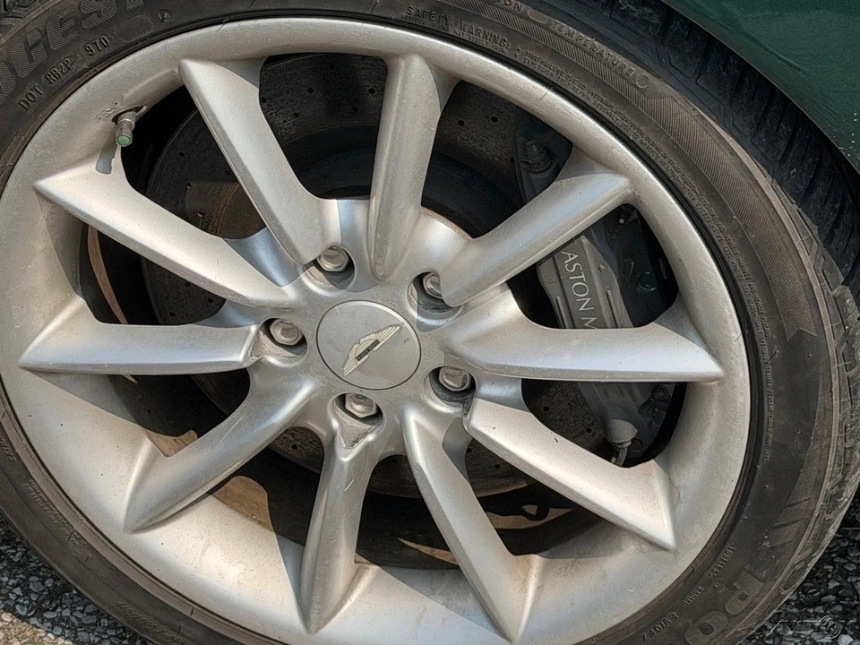 2001 Aston Martin DB7 Vantage - Image 20 of 31