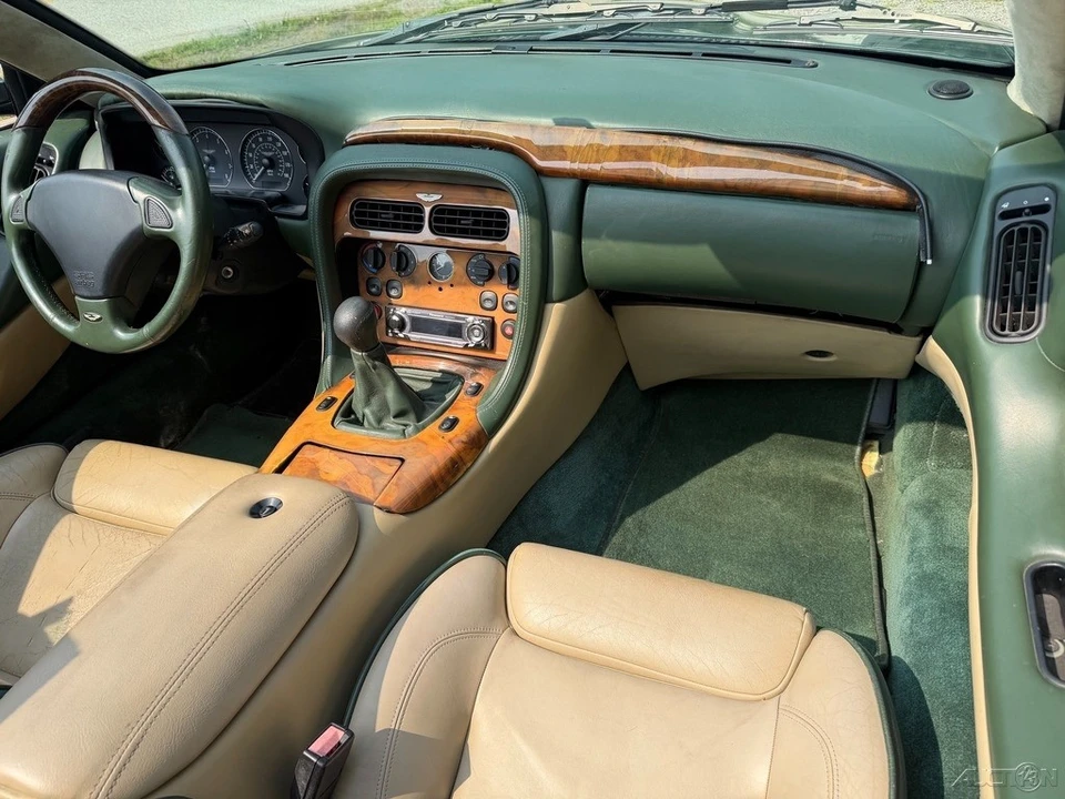 2001 Aston Martin DB7 Vantage - Image 16 of 31