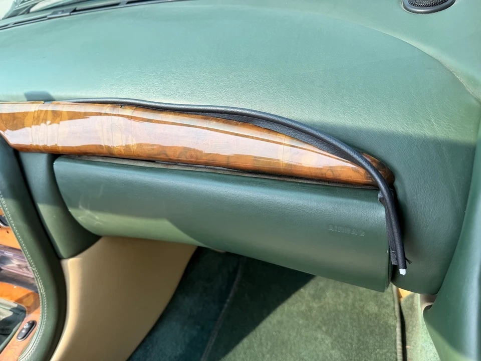 2001 Aston Martin DB7 Vantage - Image 28 of 31