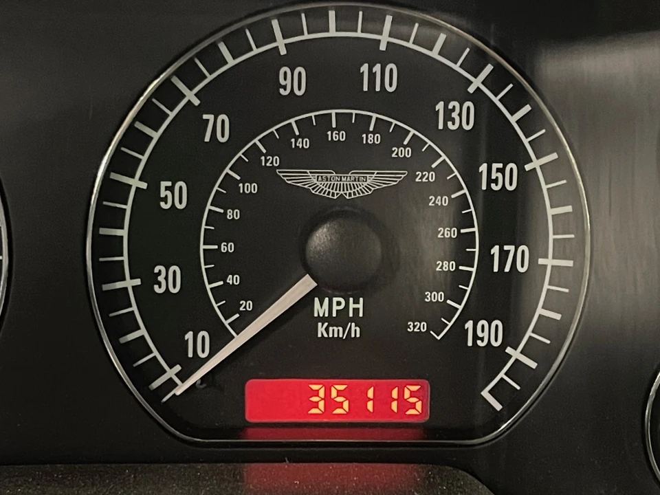 2001 Aston Martin DB7 Vantage - Image 25 of 31