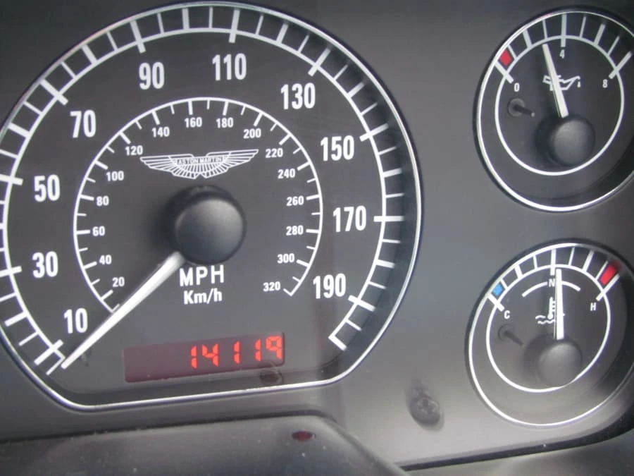 2001 Aston Martin DB7 Vantage - Image 5 of 5