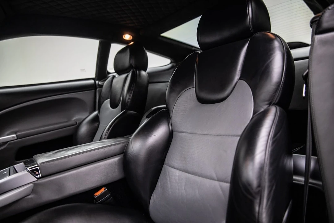 2001 Aston Martin Vanquish 1st Gen - Image 20 of 30