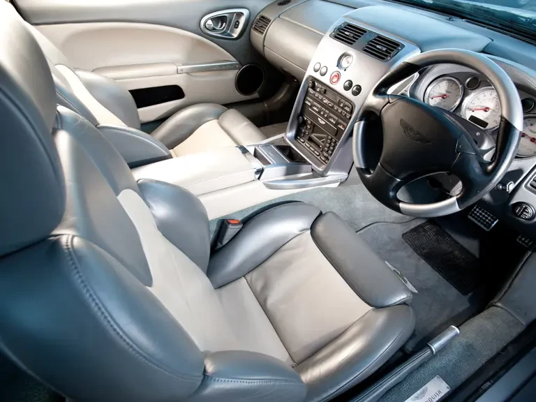 2001 Aston Martin Vanquish 1st Gen - Image 5 of 14