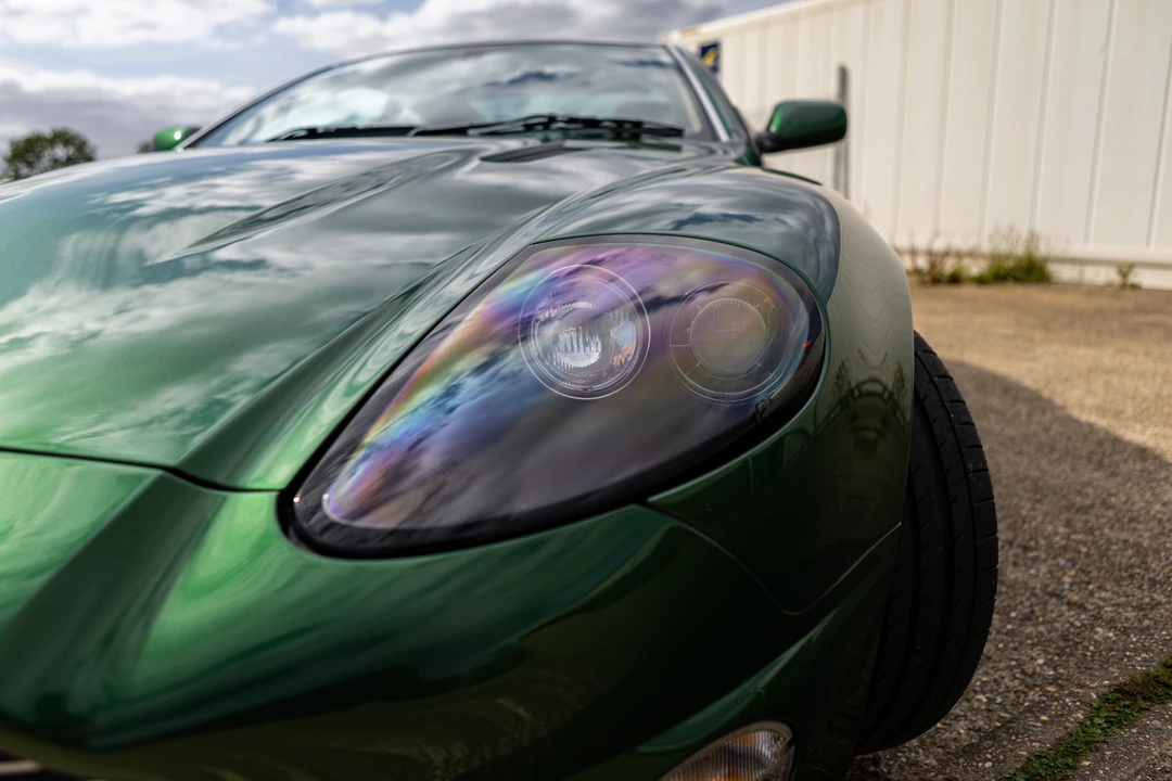 2001 Aston Martin Vanquish 1st Gen - Image 27 of 31