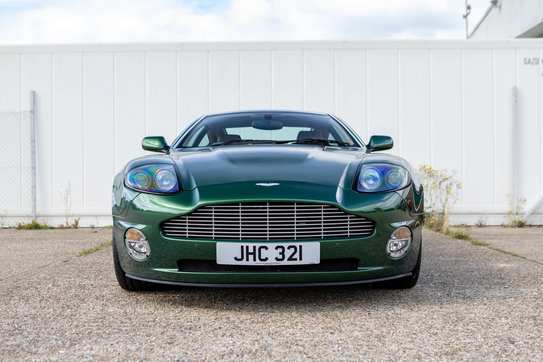 2001 Aston Martin Vanquish 1st Gen - Image 2 of 31