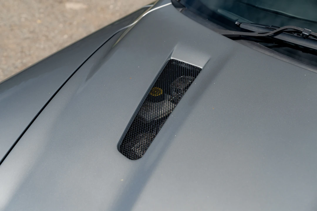 2001 Aston Martin Vanquish 1st Gen - Image 22 of 31