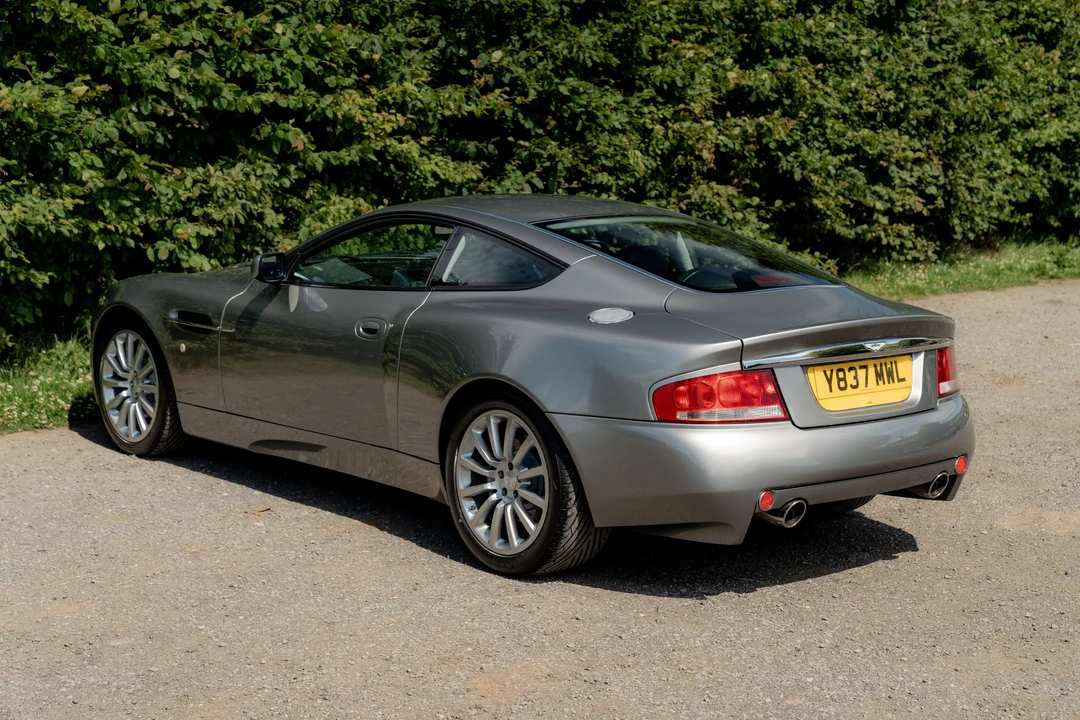 2001 Aston Martin Vanquish 1st Gen - Image 7 of 31