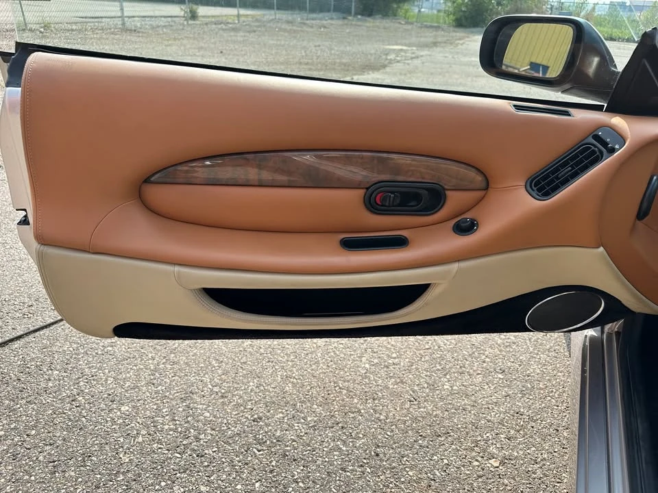 2001 Aston Martin DB7 Vantage - Image 8 of 16
