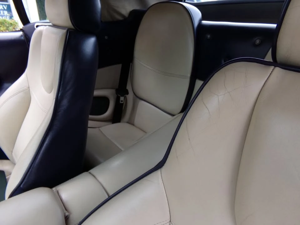 2001 Aston Martin DB7 Vantage - Image 12 of 16