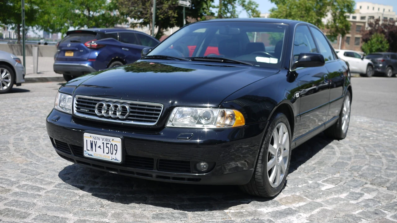 2001 Audi B5 A4 - Image 2 of 31
