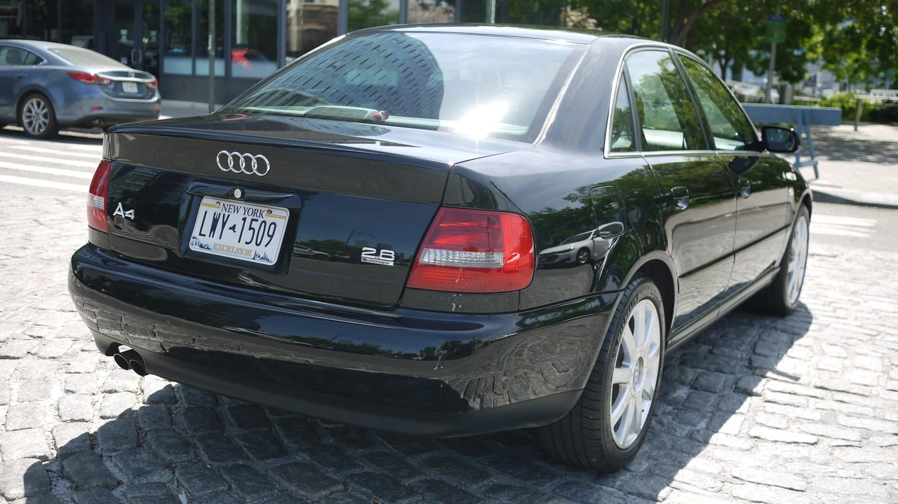 2001 Audi B5 A4 - Image 10 of 31
