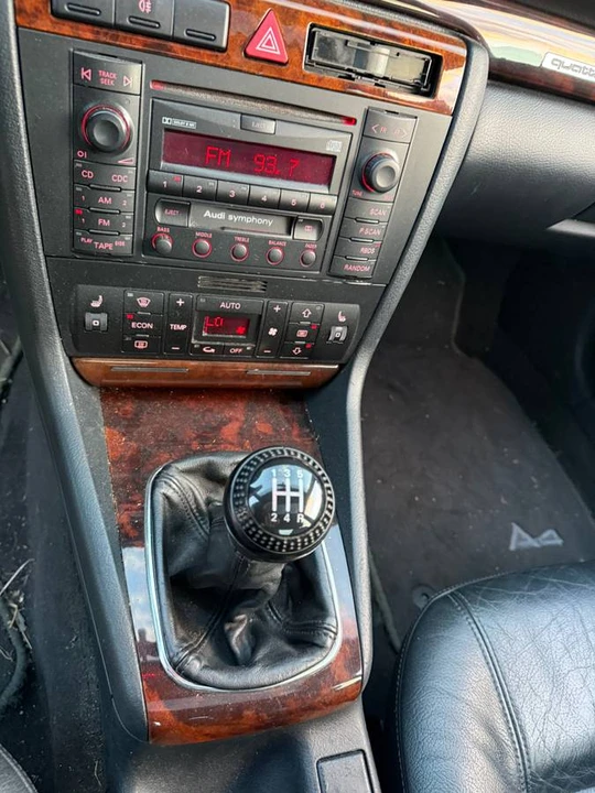 2001 Audi A4 - Image 10 of 11