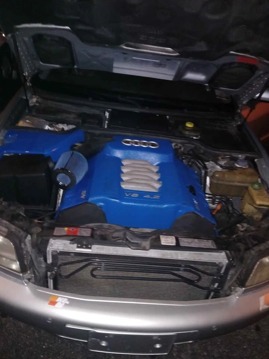 2001 Audi D2 A8 - Image 3 of 4
