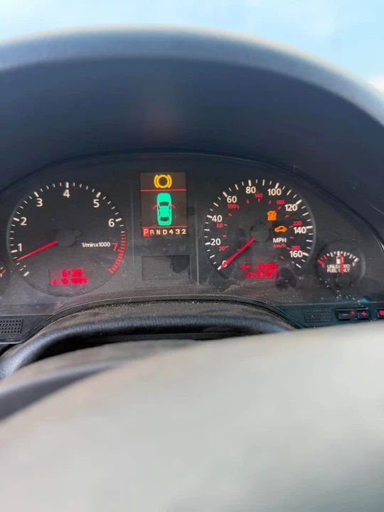 2001 Audi D2 A8 - Image 14 of 15