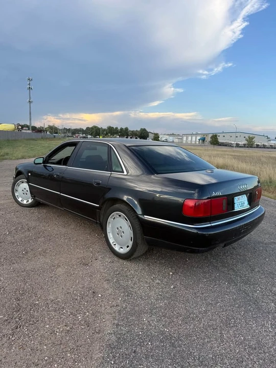 2001 Audi D2 A8 - Image 4 of 15