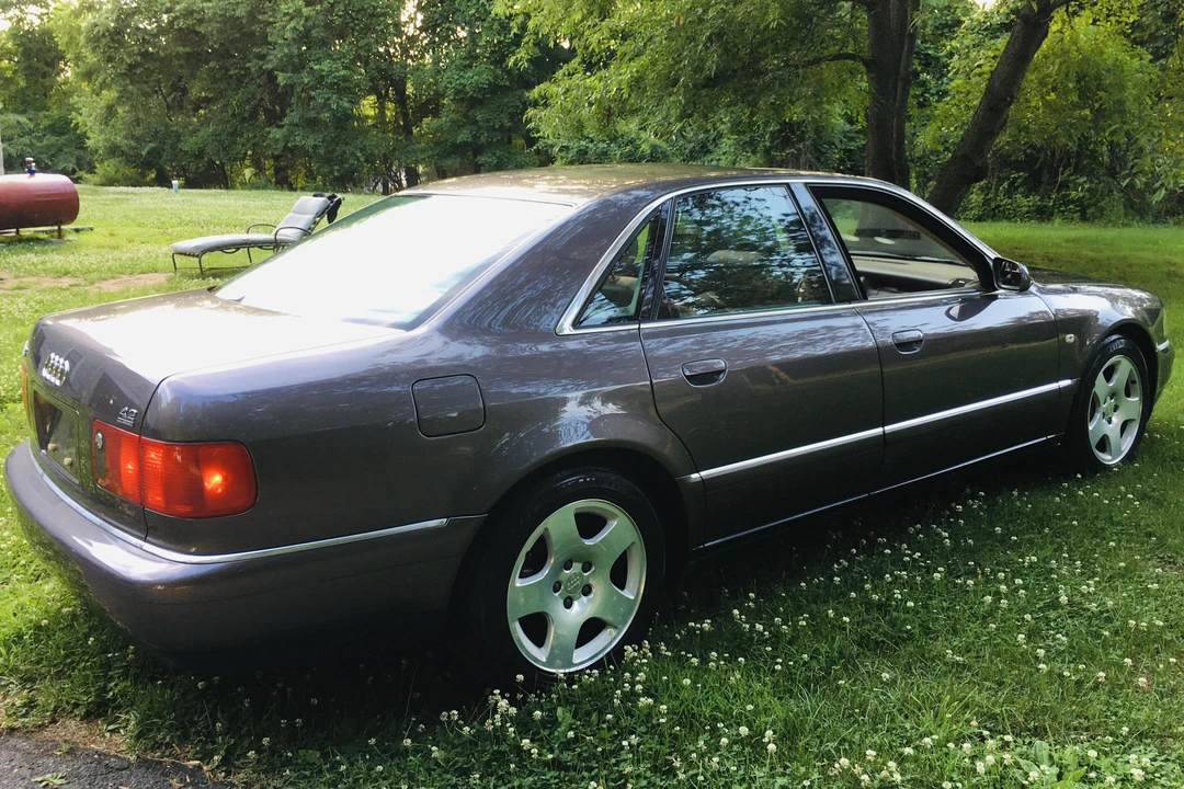 2001 Audi D2 A8 - Image 4 of 31