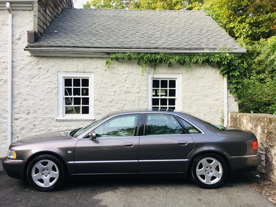 2001 Audi D2 A8 - Image 12 of 31