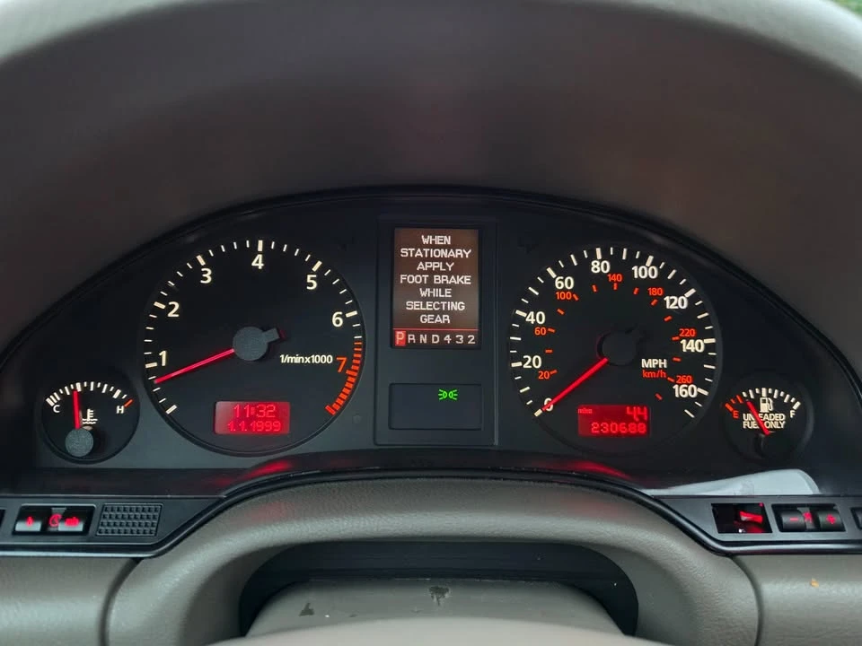 2001 Audi D2 A8 - Image 18 of 20