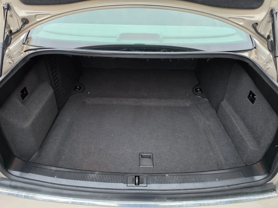 2001 Audi D2 A8 - Image 12 of 20