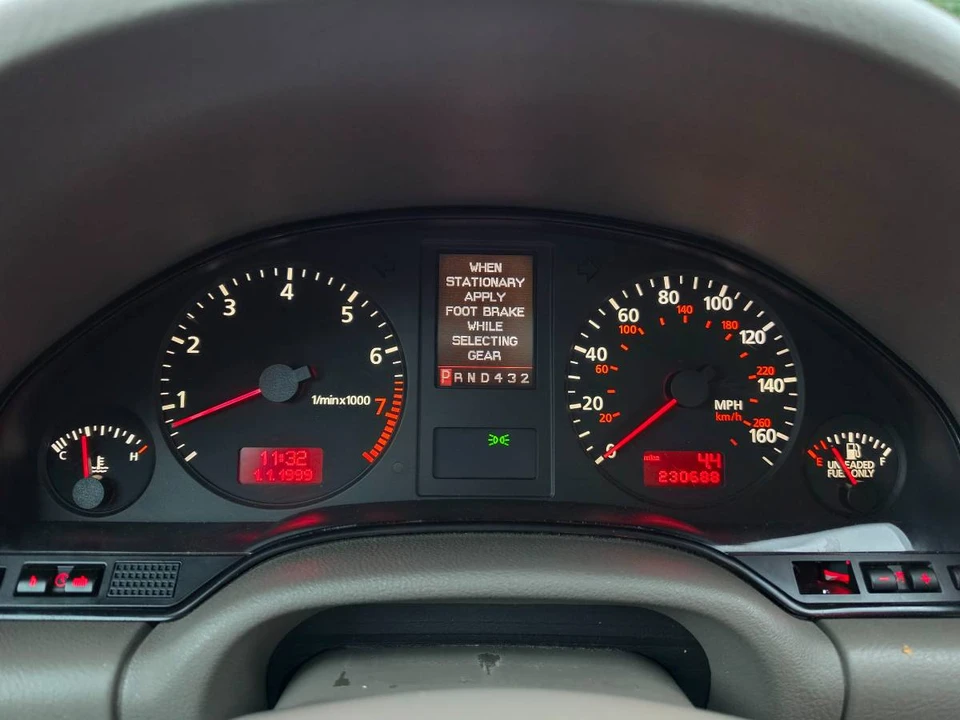 2001 Audi D2 A8 - Image 18 of 20