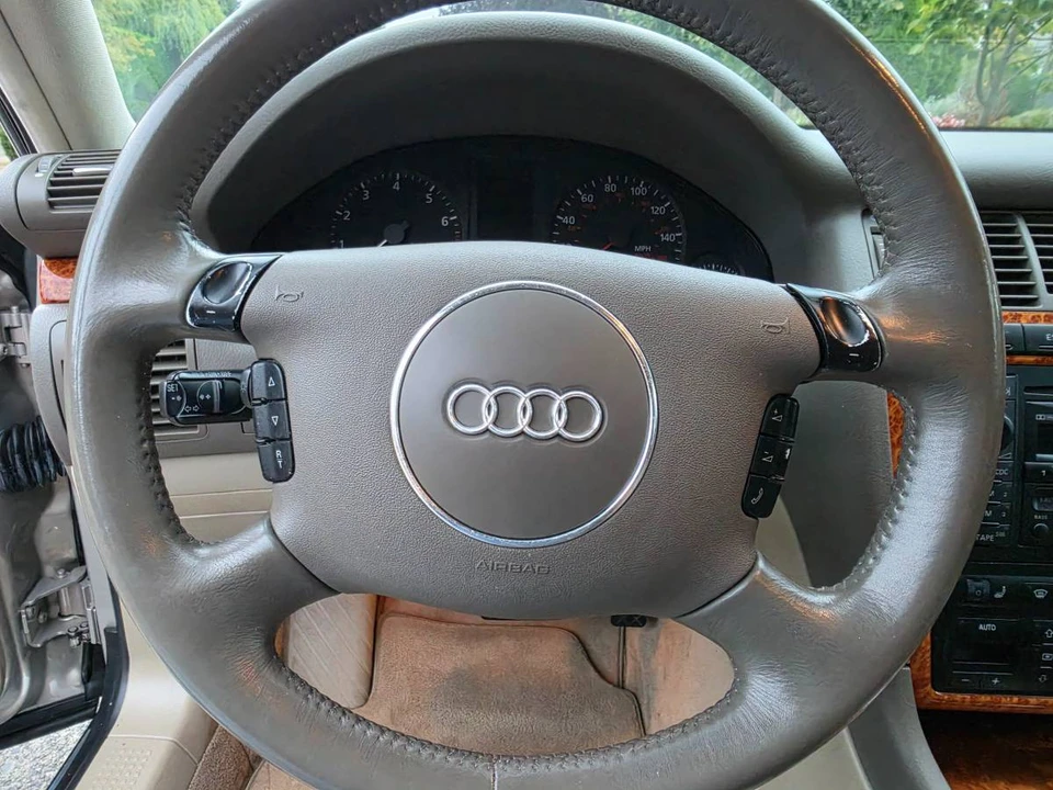 2001 Audi D2 A8 - Image 14 of 20