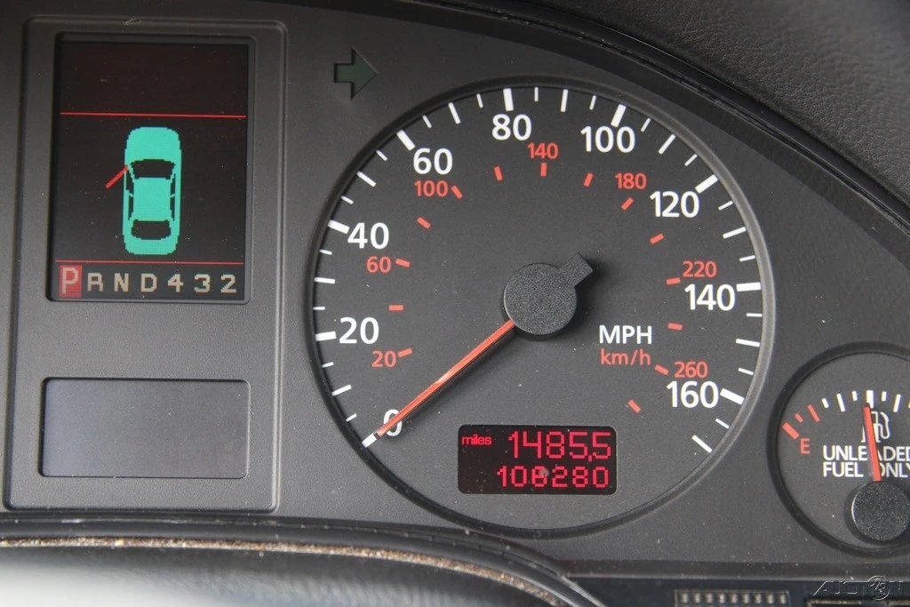 2001 Audi D2 A8 - Image 16 of 21