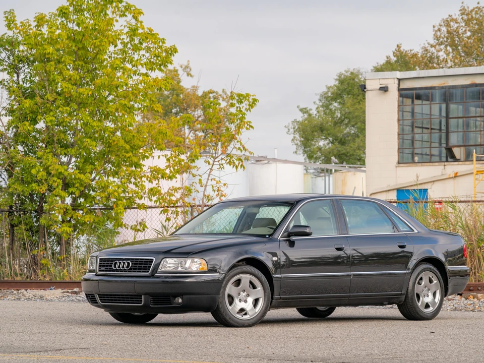 2001 Audi D2 A8 - Image 3 of 31