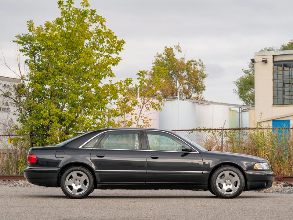 2001 Audi D2 A8 - Image 9 of 31