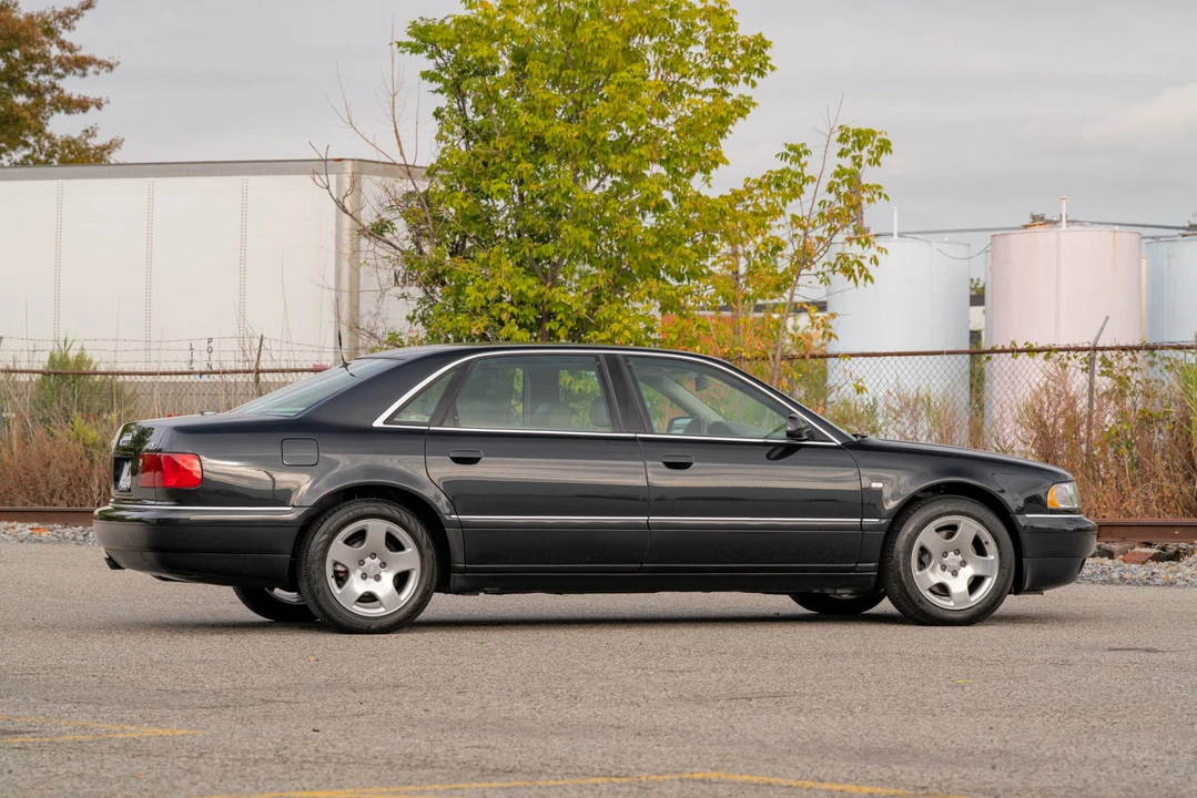 2001 Audi D2 A8 - Image 25 of 31