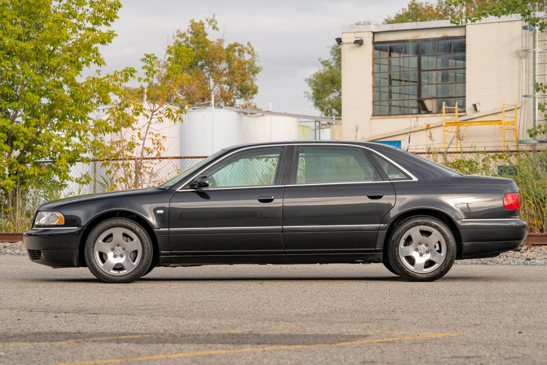 2001 Audi D2 A8 - Image 15 of 31