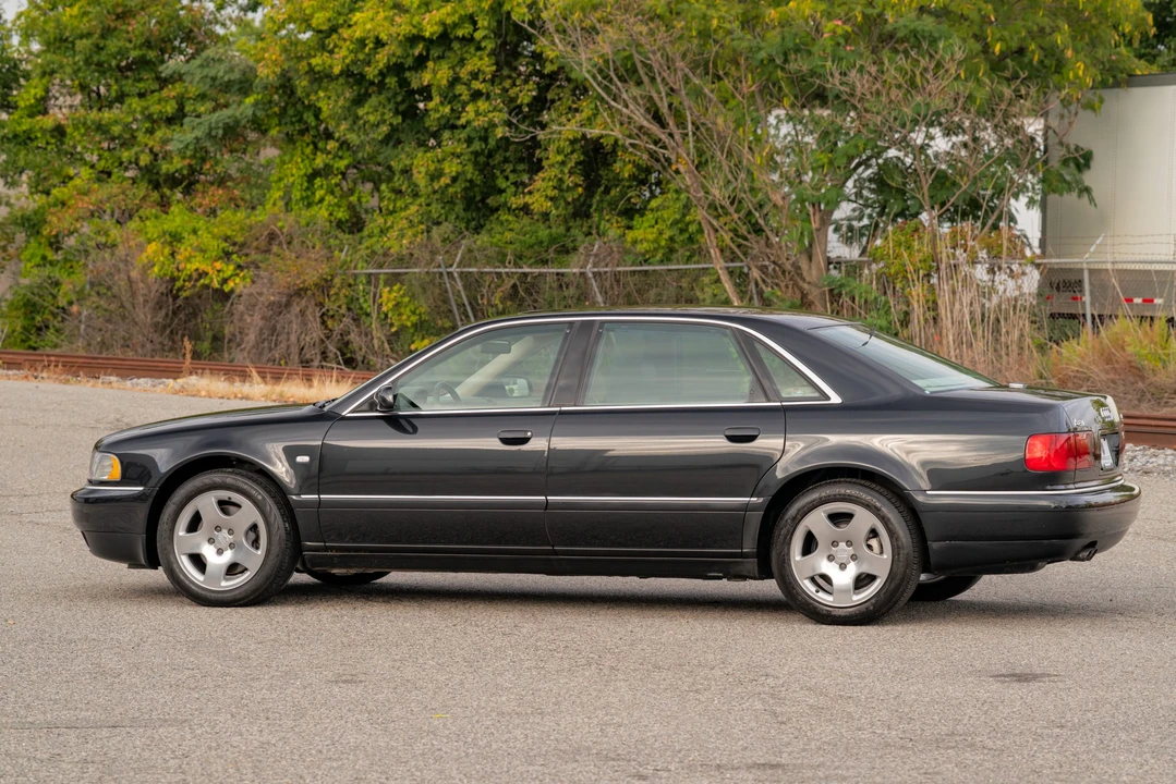 2001 Audi D2 A8 - Image 16 of 31