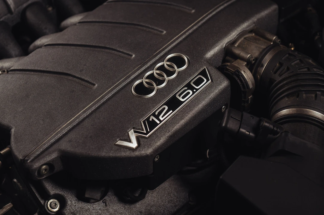 2001 Audi D2 A8 - Image 16 of 24