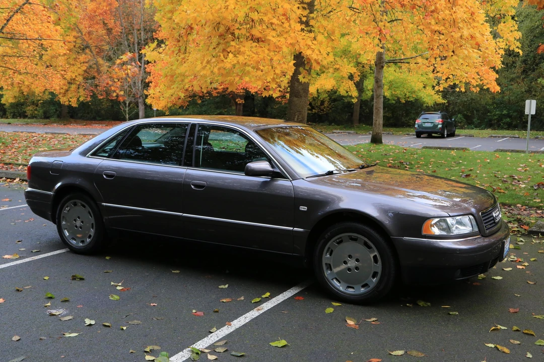 2001 Audi D2 A8 - Image 3 of 31