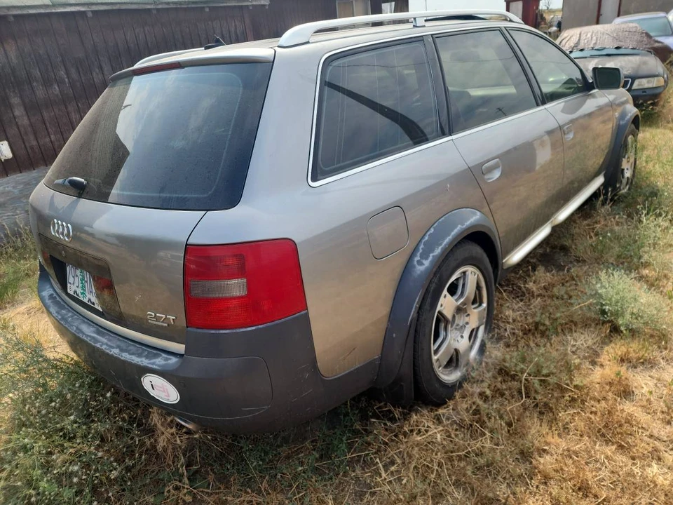 2001 Audi Allroad - Image 5 of 6