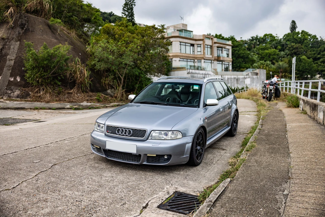 2001 Audi B5 RS4 Avant - Image 2 of 31