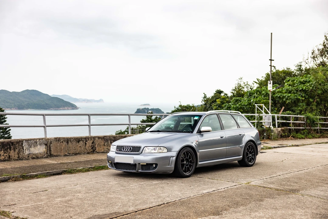 2001 Audi B5 RS4 Avant - Image 13 of 31