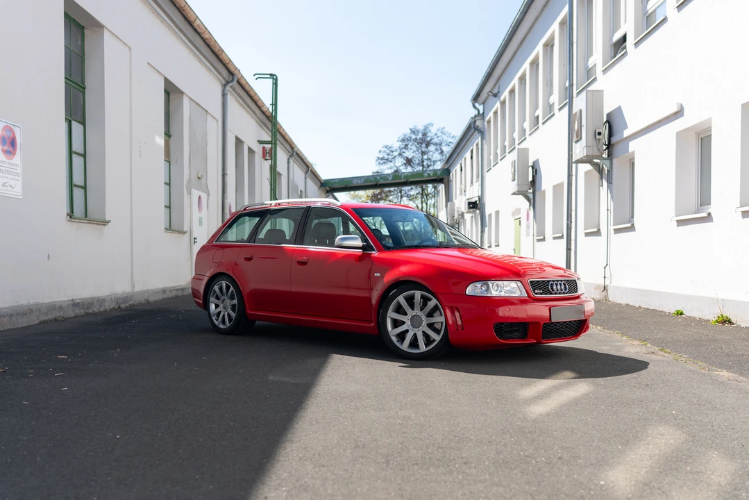 2001 Audi B5 RS4 Avant - Image 3 of 31