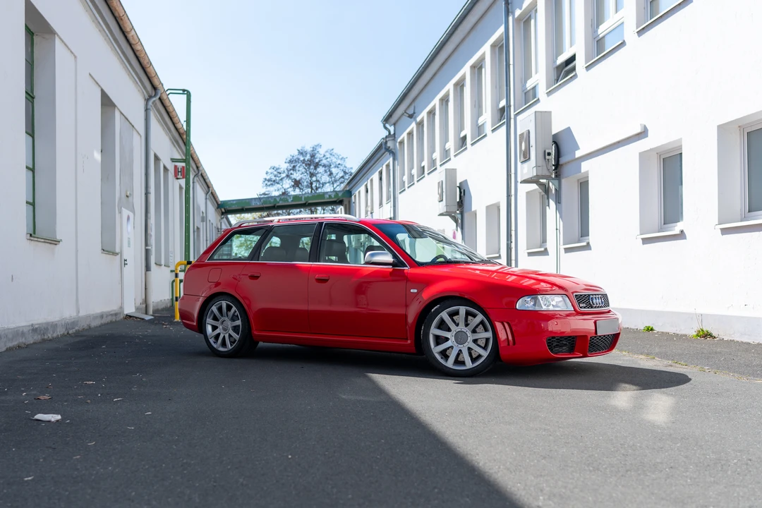2001 Audi B5 RS4 Avant - Image 11 of 31
