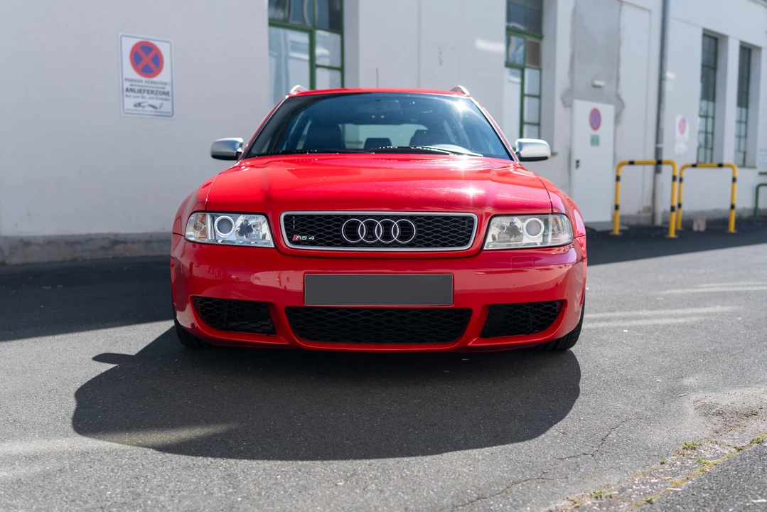 2001 Audi B5 RS4 Avant - Image 2 of 31