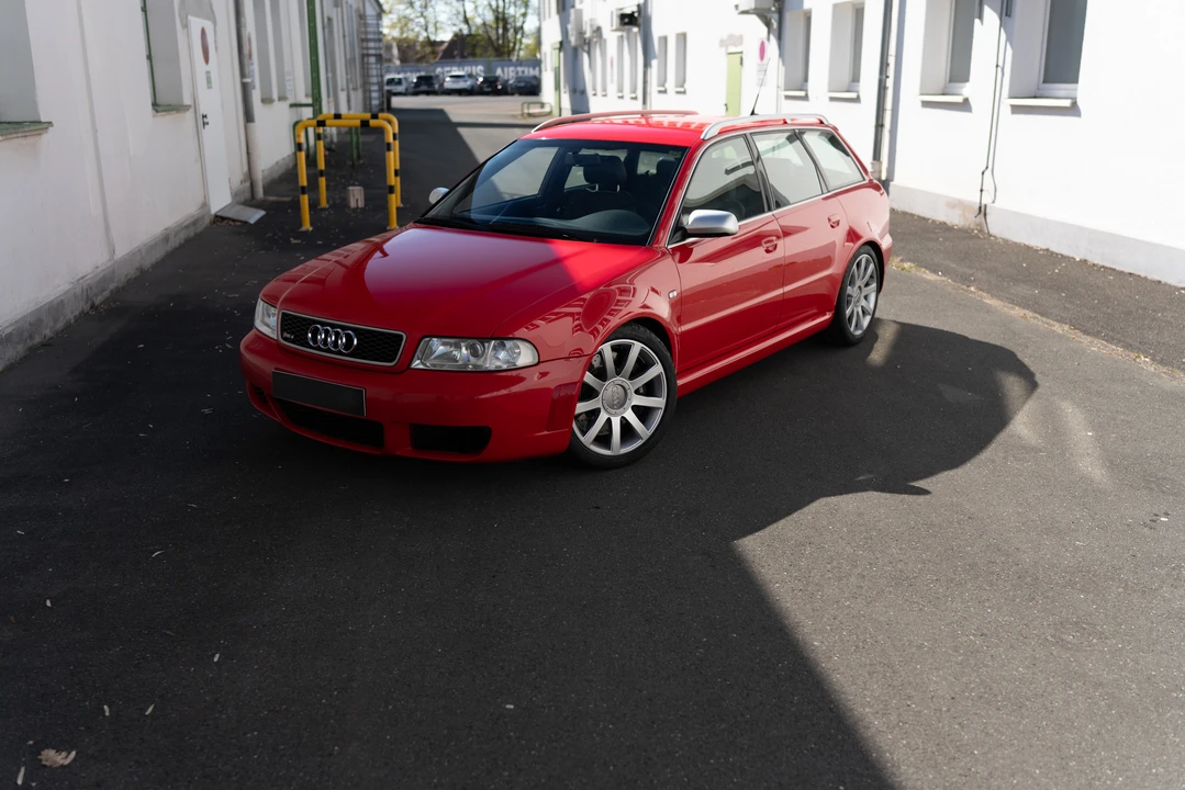 2001 Audi B5 RS4 Avant - Image 16 of 31